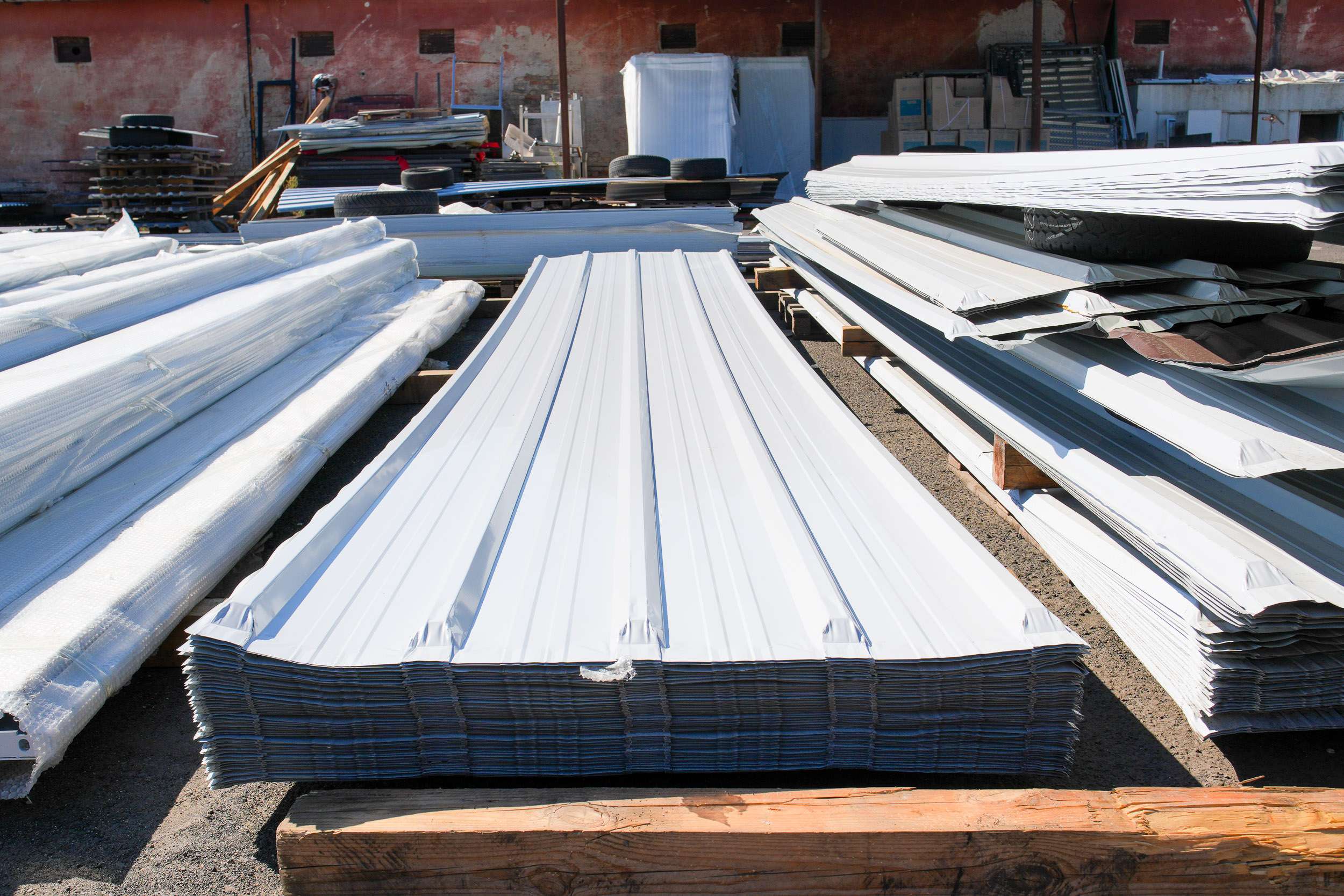 Értékcsökkent másodosztályú trapézlemez készlet raktáron